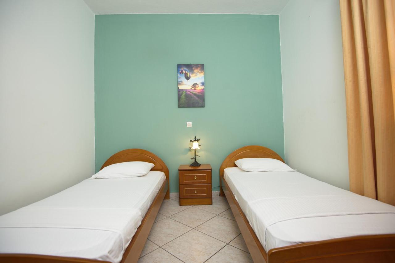 Kavos Apartments Alonissos 帕蒂迪里奥 外观 照片