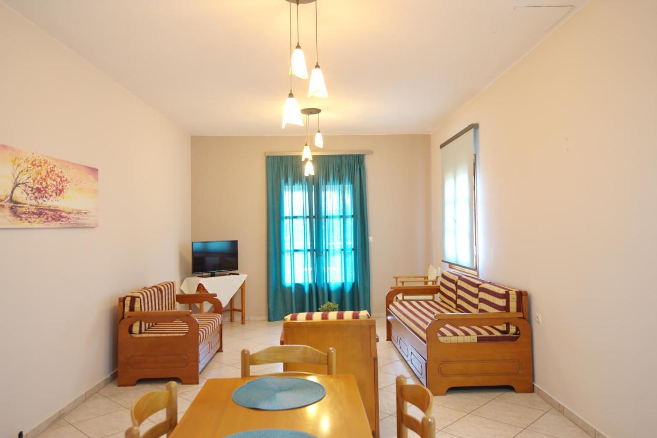 Kavos Apartments Alonissos 帕蒂迪里奥 外观 照片